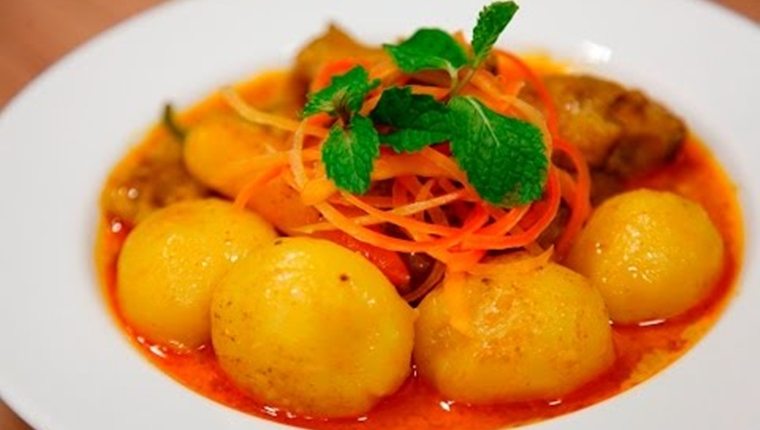 các món ăn vặt ngon rẻ dễ làm: cá viên rim cà ri