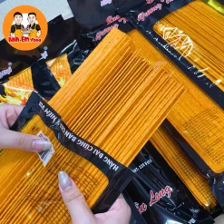 Alternative view of snack vương thần long hằng đại thơm ngon