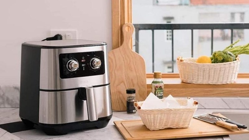 cách rã đông thịt nhanh: Rã đông bằng nồi chiên không dầu